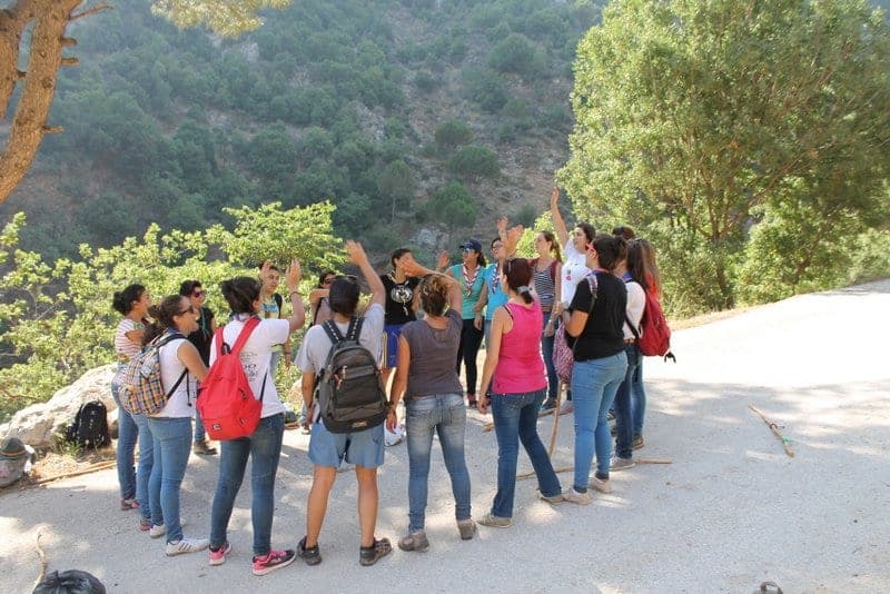 « Bâton en main, sur tous les chemins » – Camp d’aventure Pionnières juillet 2014 — photo 1
